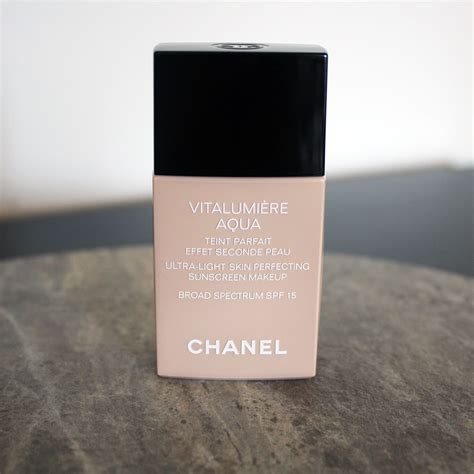 chanel fondotinta acqua|chanel vitalumière aqua ultra light.